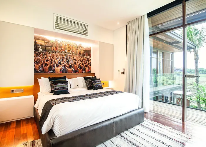 Stunning 6 Bedroom Villa With Breathtaking Scenery