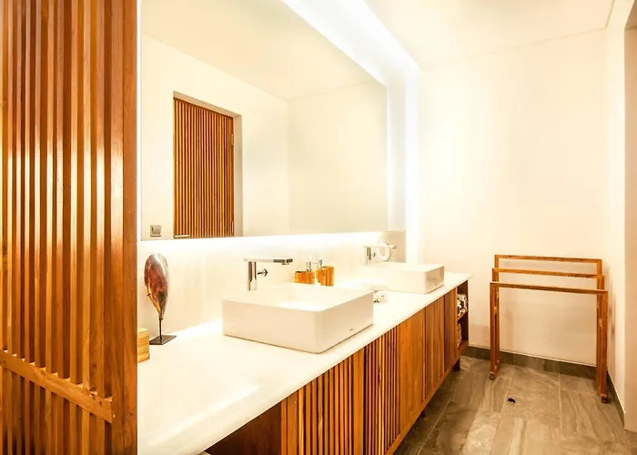 ヴィラ Stunning 6 Bedroom Villa With Breathtaking Scenery